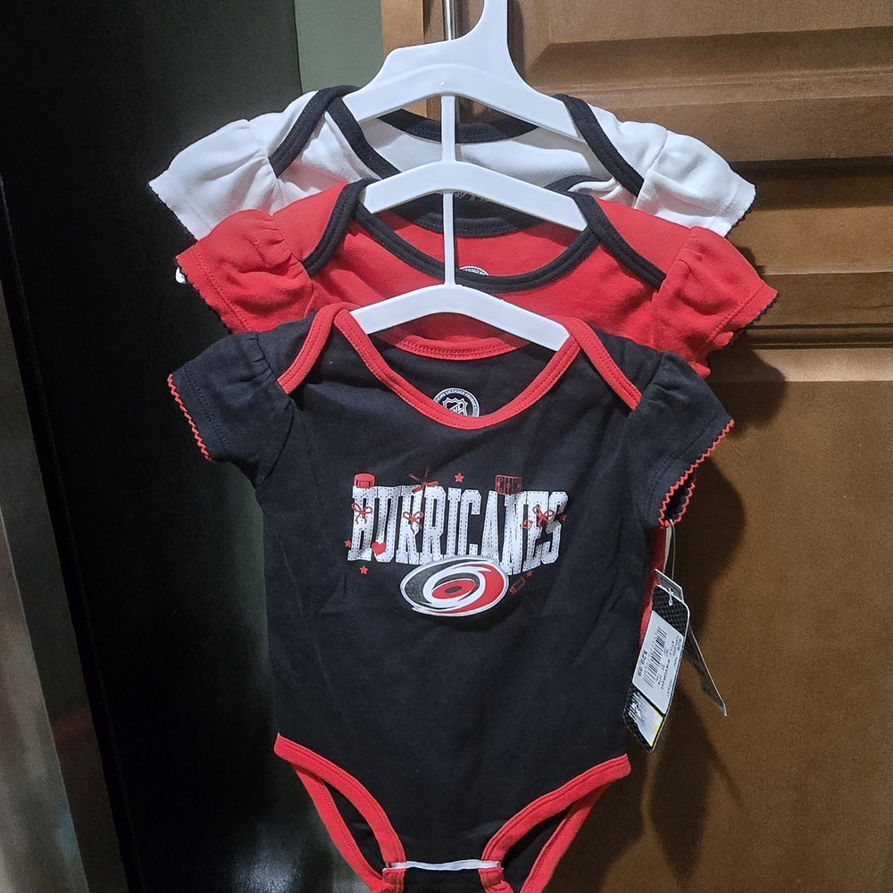 NHL Kids Bodysuits - Black, Red, White